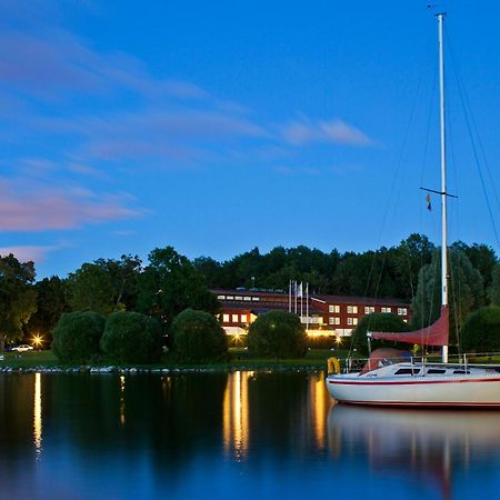Hotel Skytteholm à Ekerö Extérieur photo