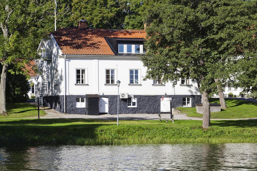 Hotel Skytteholm à Ekerö Extérieur photo